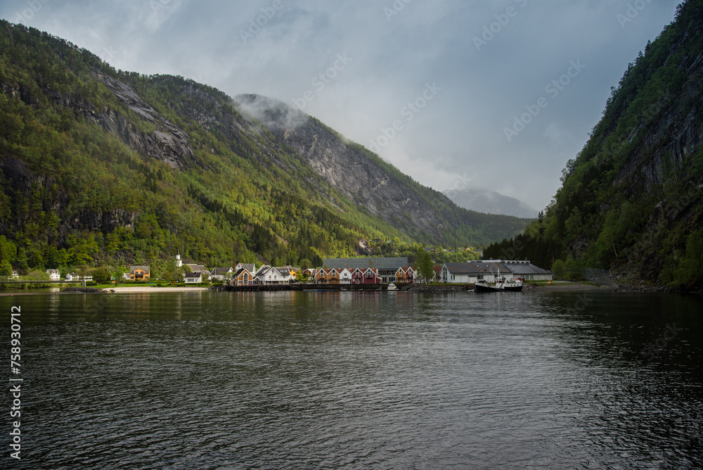 Fototapeta premium Norwegian village in the fjords