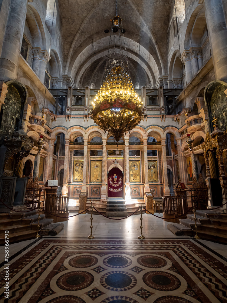 Obraz premium Inside the Church of the Holy Sepulchre