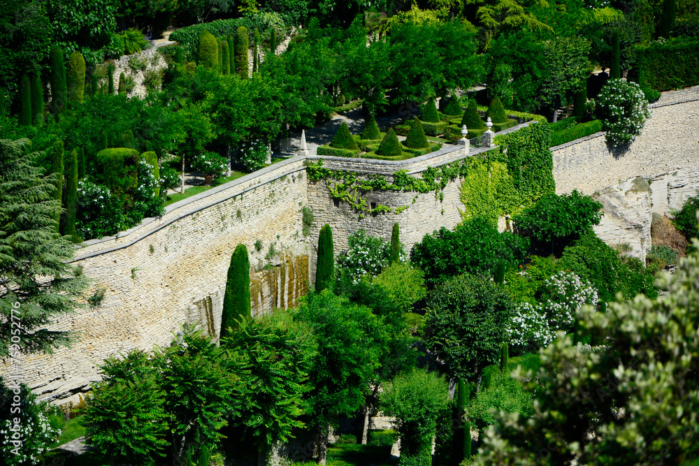 kamienne miasteczko w prowancji, Provence, Provencal town on a hill	 - obrazy, fototapety, plakaty 