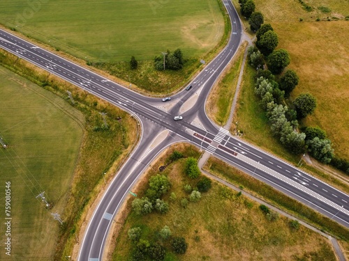 Obwodnica Karlina, skrzyżowanie dróg 112 i 163. Miejsce częstych wypadków.