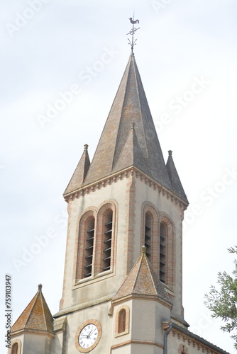 église 💒 bâtiment