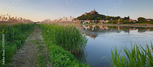 Burg Güssing, Fischteich, Burgenland, Österreich