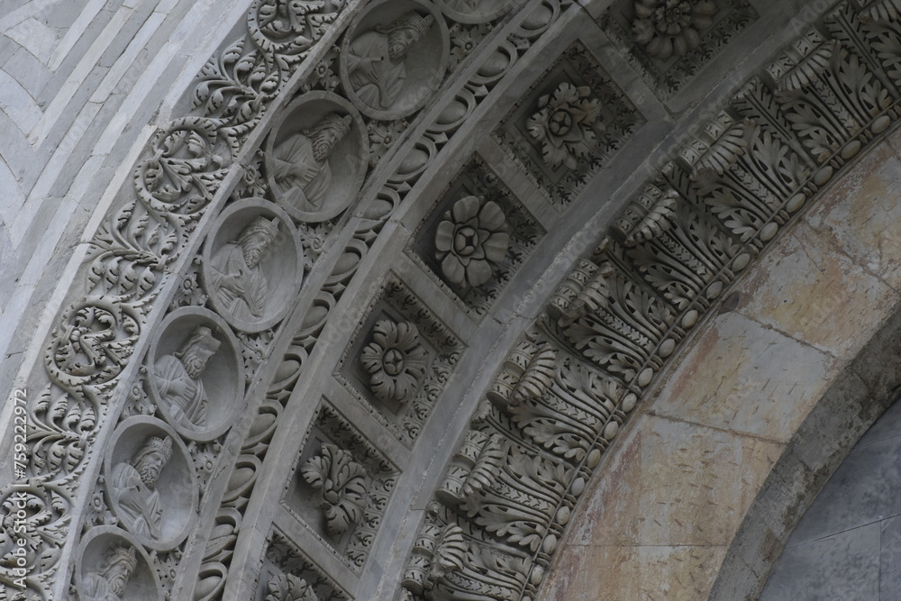 detail of the cathedral of Pisa