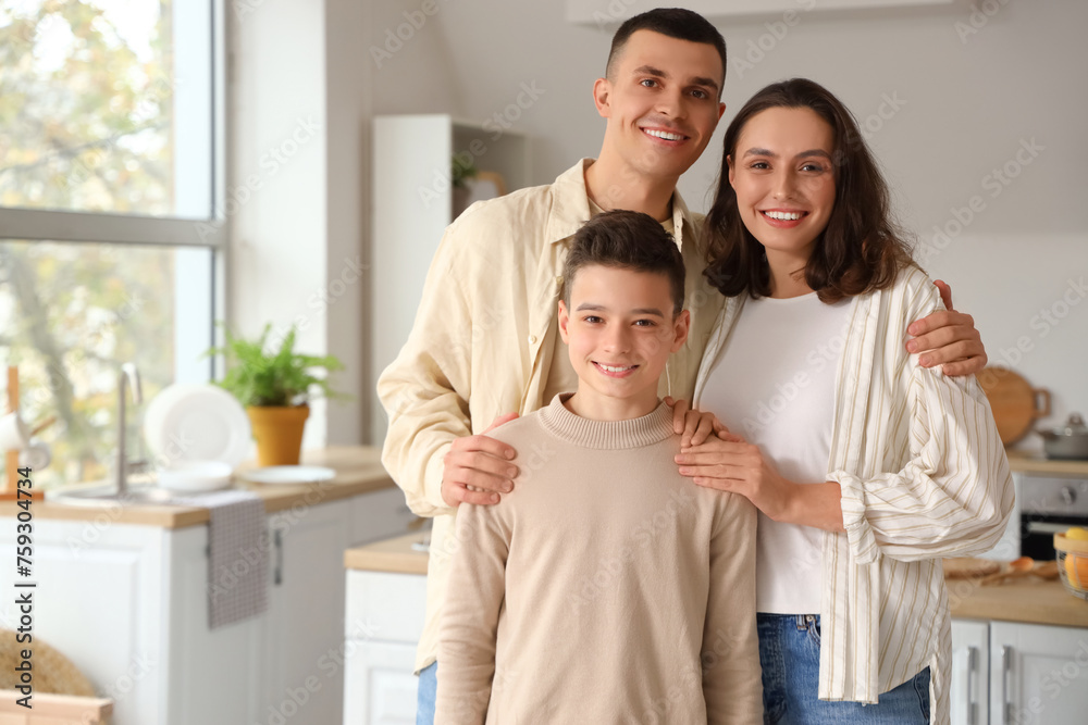 Obraz premium Little boy with his parents at home