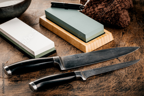 Sharpening knives with grindstones