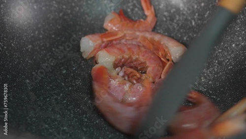 Shrimp in a frying pan