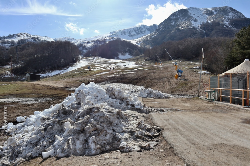 Campitello Matese - Scorcio della pista Lavarelle dalla strada di accesso