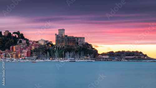 Un'alba intensa e colorata su Lerici e il suo castello scattata in lunga esposizione. La Spezia, Liguria, Italia, Europa photo