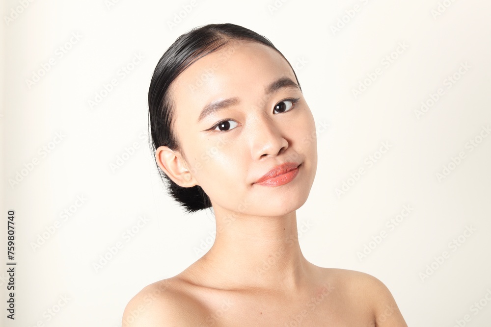 Young beautiful asian women Young beautiful asian women
