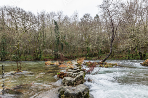 Pasos de Casteláns, en Covelo (Galicia, España) photo