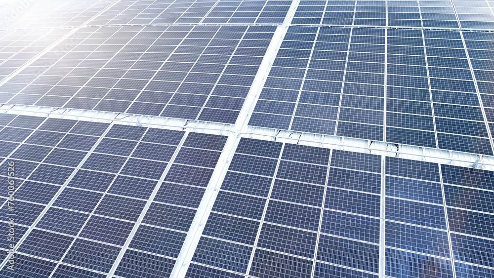 Power plant using renewable solar energy with sun Power plant using renewable solar energy with sun