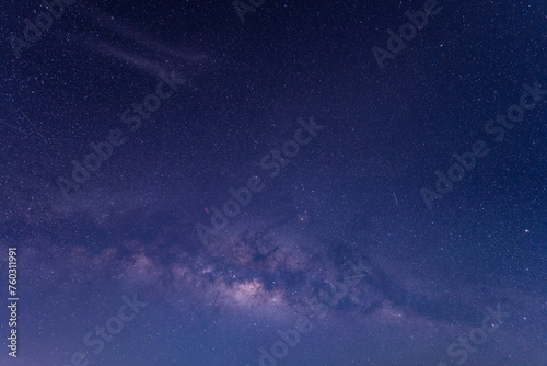 Stargazing at Pu'u Kalepeamoa, Maunakea Visitor Information Station, Big Island, Hawaii. Starry night sky, Milky Way galaxy astrophotography.	
