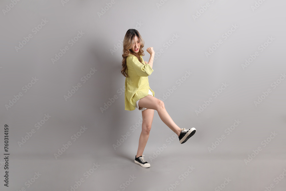 Young Asain Woman Young Asain Woman