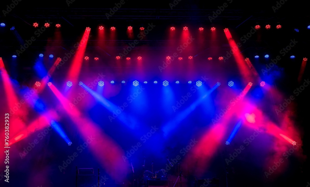 Free scene with multi-colored lighting equipment.