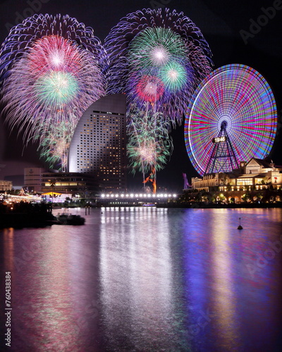 横浜みなとみらいスマートフェスティバルの花火