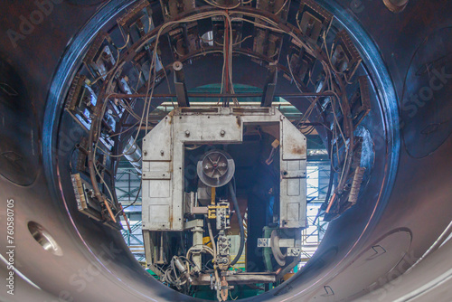 Fotografía Internal view of reactor vessel.