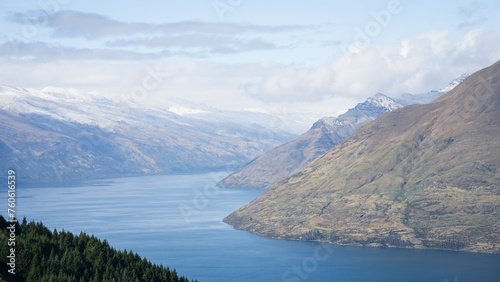 Beautiful alpine landscape with snowy mountains, blue lake and dense coniferous forest, New Zealand © Peter Kolejak