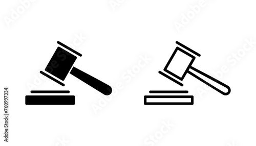 Gavel icon set. judge gavel icon vector. law icon vector. auction hammer