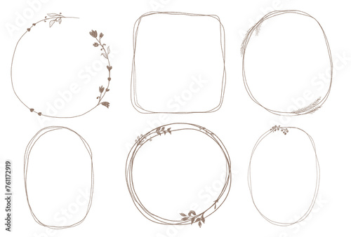 Hand drawn line sketch frame set, doodle round circles for message note,  elements, pencil, pen line  illustration