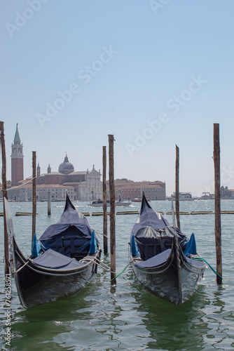 gondolas country © Carolina