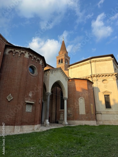 saint cathedral Chiesa di Santa Corona Vicenza  photo