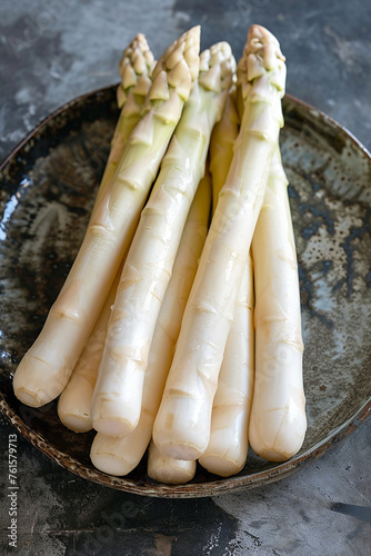 cooked white asparagus with ham and sauce. AI generative. © Dar1930