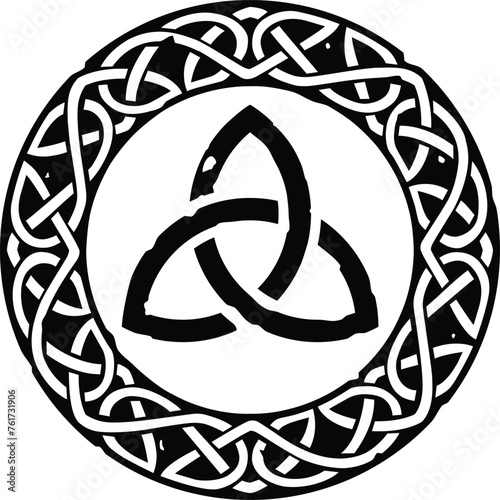 Celtic Circle or Ring Knot Pattern with Triquetra