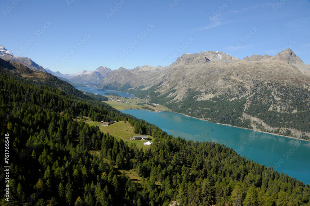 Die Oberengadiner Gletscherssenlandschaft. Magnificant swiss alp panoramic view from mount Corvatsch