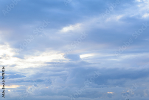Obraz na płótnie Stunningly beautiful multi-colored violet-pink-lilac evening sky with the yellow light of the setting sun, multi-colored clouds spreading from the lower horizon w salonie