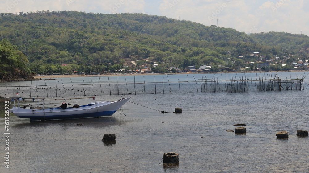 Wooden boats on the water, boats are used as a means of transportation Wooden boats on the water, boats are used as a means of transportation