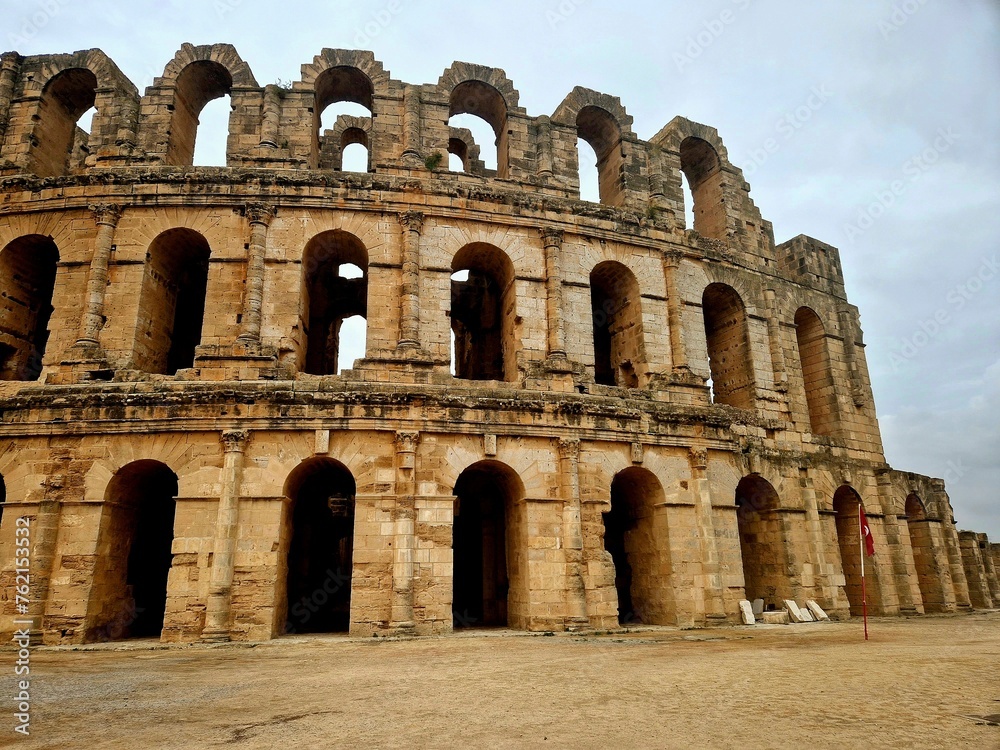 El-Jemo amphitheater
