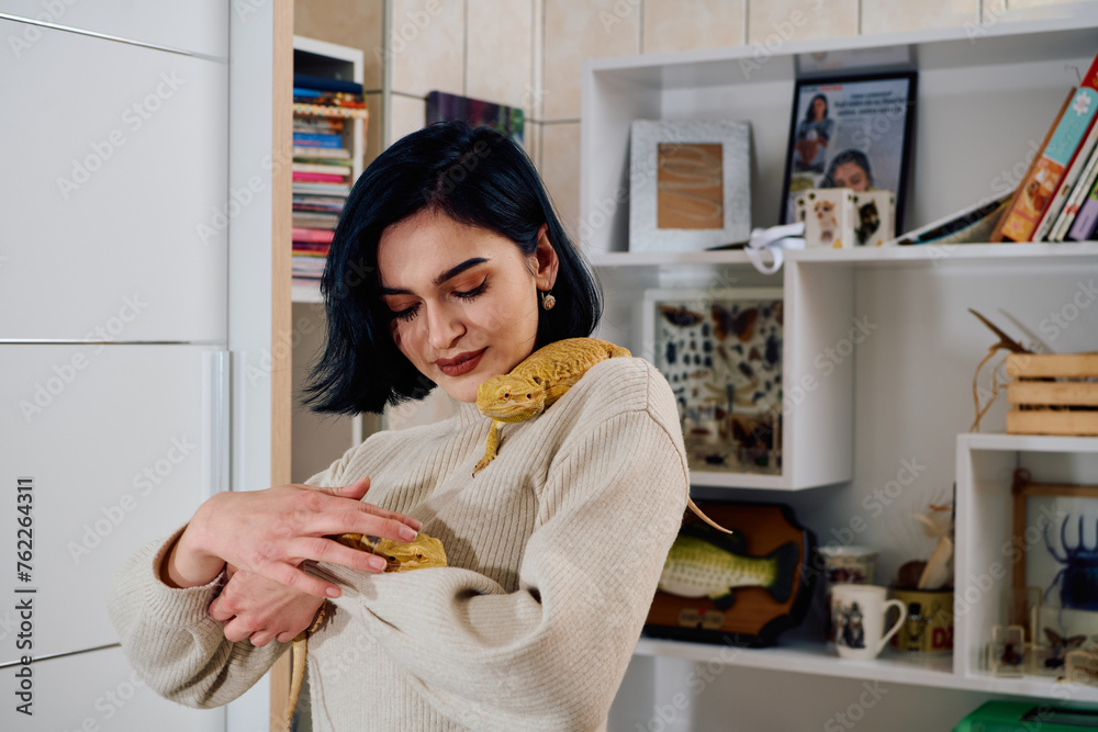 Beautiful Woman Posing with Her Two Adorable Bearded Dragon Pets Beautiful Woman Posing with Her Two Adorable Bearded Dragon Pets