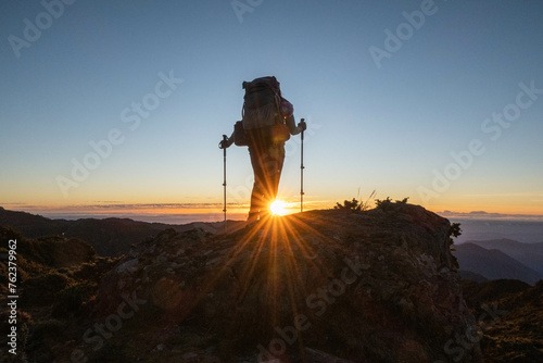 Fototapeta Naklejka Na Ścianę i Meble -  Trekking the Jiaming Lake Trail at sunrise, Taitung, Taiwan