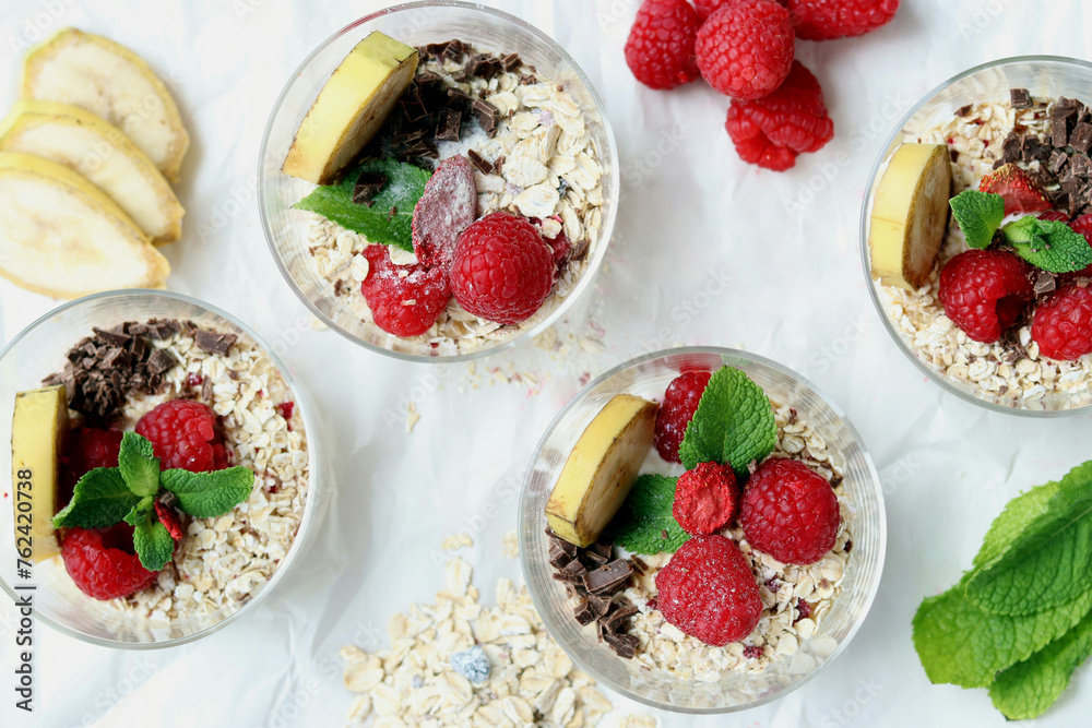 breakfast with berries breakfast with berries