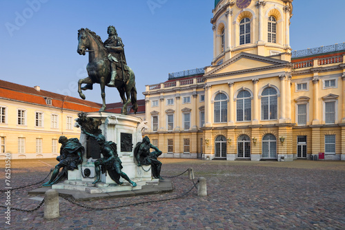 Photography Deutschland, Berlin, Schloss Charlottenburg, Statue