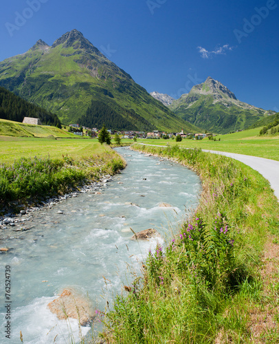 Österreich, Tirol, Paznauntal, Galtür, Trisanna, Hochnörderer, Ballunspitz photo