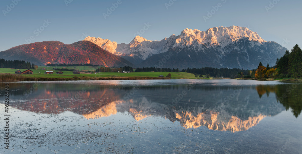 Deutschland, Bayern, Nördliche Karwendelkette, Schmalsee