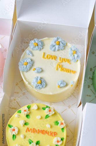 Bento Cakes with Love Mom Messages, Mother's Day Sweet Present