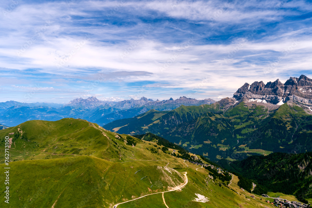 Le dent de midi- La vue de montagne à Chatel