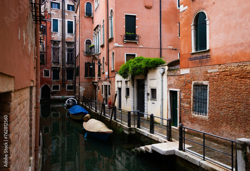 Wallpaper Mural canal country Venezia Torontodigital.ca