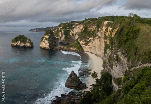 Panoramic view of diamond beach bay in Nusa Penida island