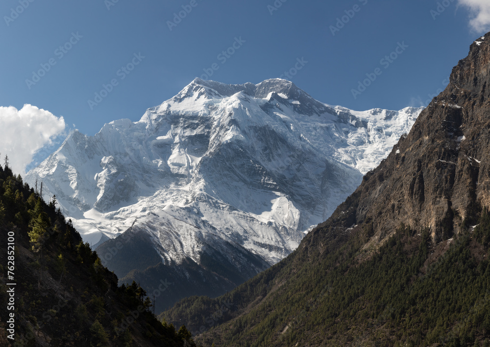 Scenic Himalayan valley and Annapurna 2 mountain peak on Annapurna circuit trail route