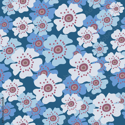 Seamless pattern with Daisies. Summer floral pattern. Floral texture for textile and fashion design. Spring botanical print.