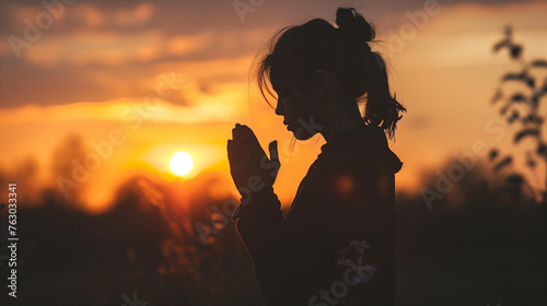 person who prays photo