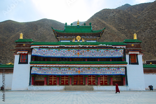 Labuleng Monastery, Gannan Tibetan Autonomous Prefecture, Gansu Province-devout lamas and believers photo