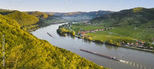 Blick von der Ferdinandswarte Richtung Oberloiben, Rossatz, Dürnstein, Donau, Wachau, Niederösterreich, Österreich