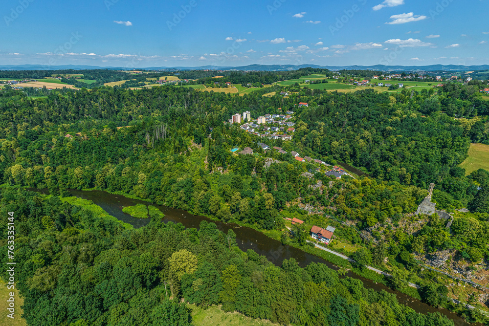 Die Halser Ilzschleifen im Norden von Passau im Luftbild