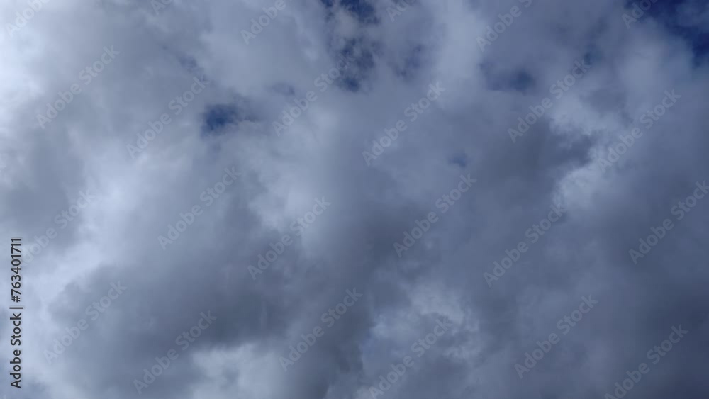 It seems that the gray accumulation is becoming lighter It seems that the gray accumulation is becoming lighter