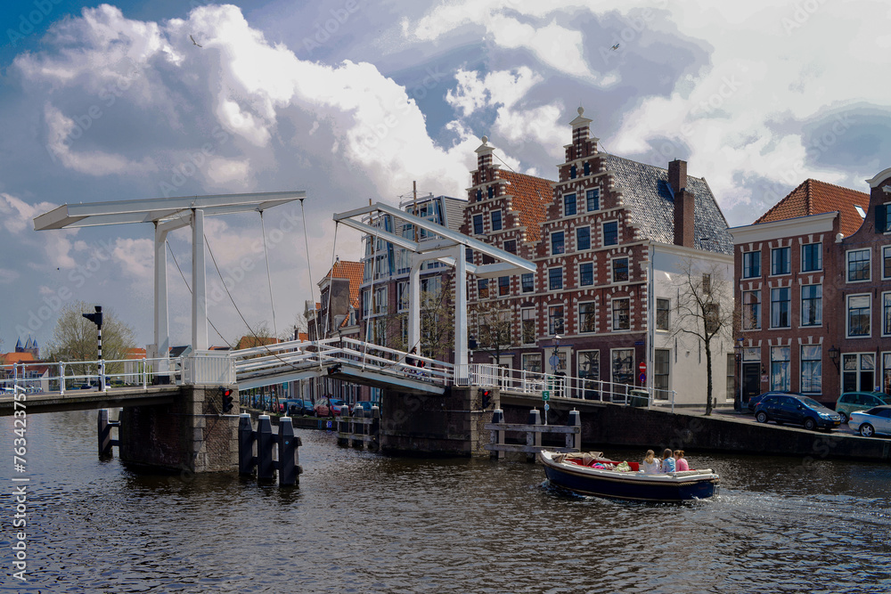 Naklejka premium Haarlem Gravestenenbrug, pedestrian drawbridge in the city center of Haarlem, northern Netherlands