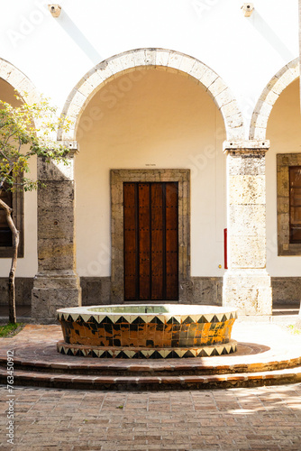 Hospicio cabañas. Fuente. Guadalajara Jalisco.  photo